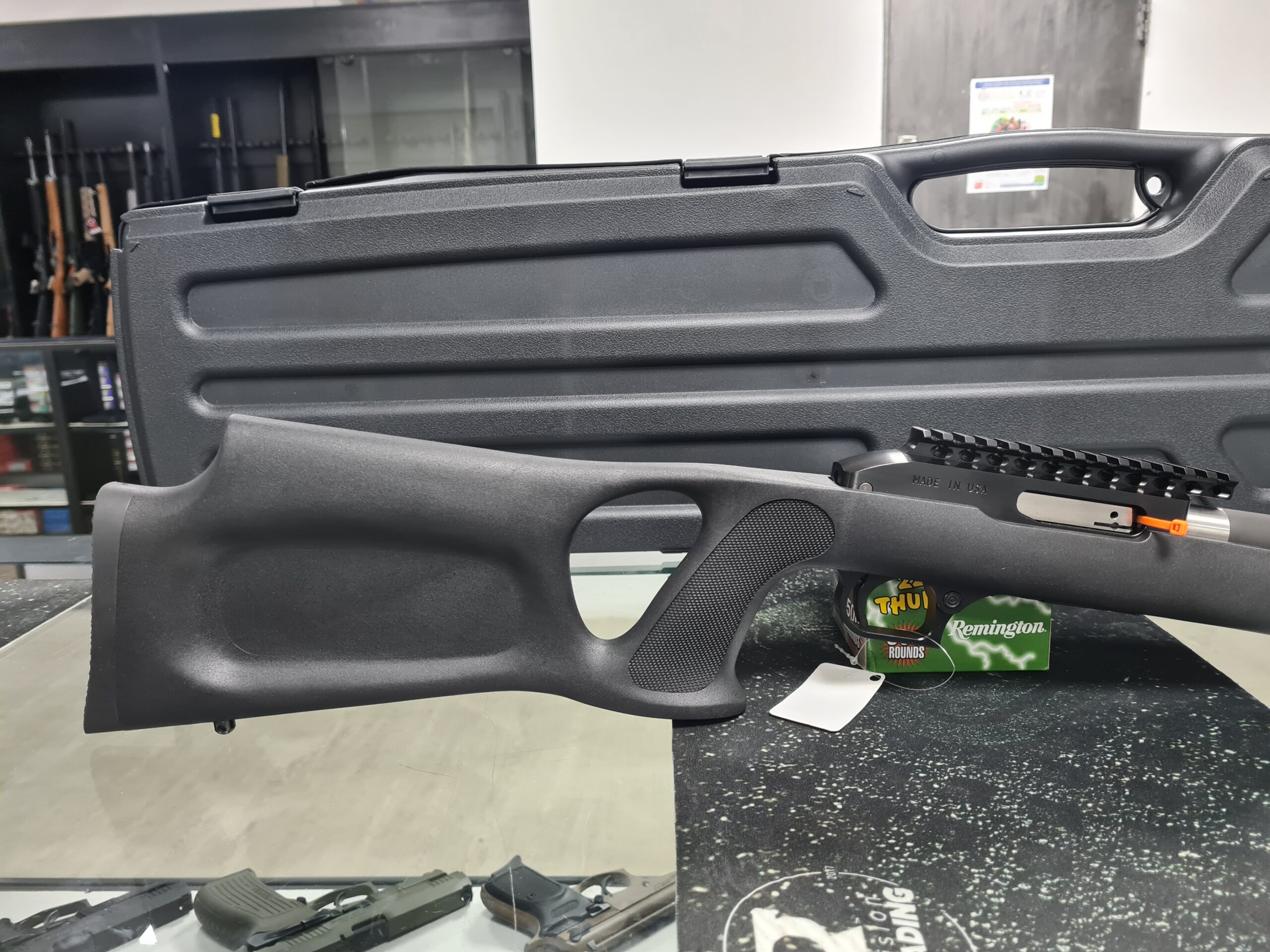 Carabina Magnum Research Mod. MLR-1722 Calibre 22lr - Image 3