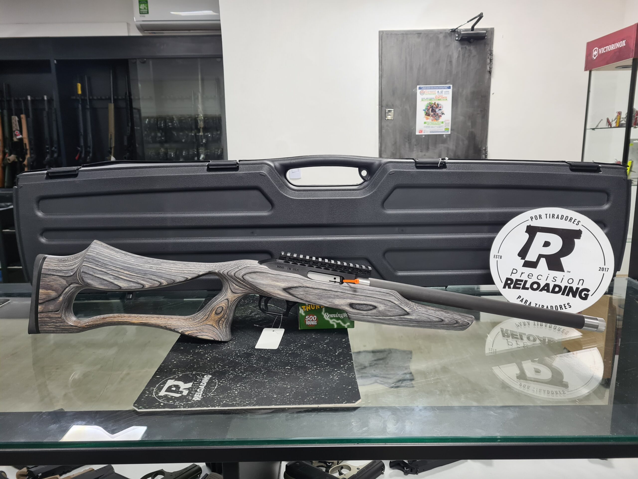 Carabina Magnum Research Mod. MLR-1722 Carbono