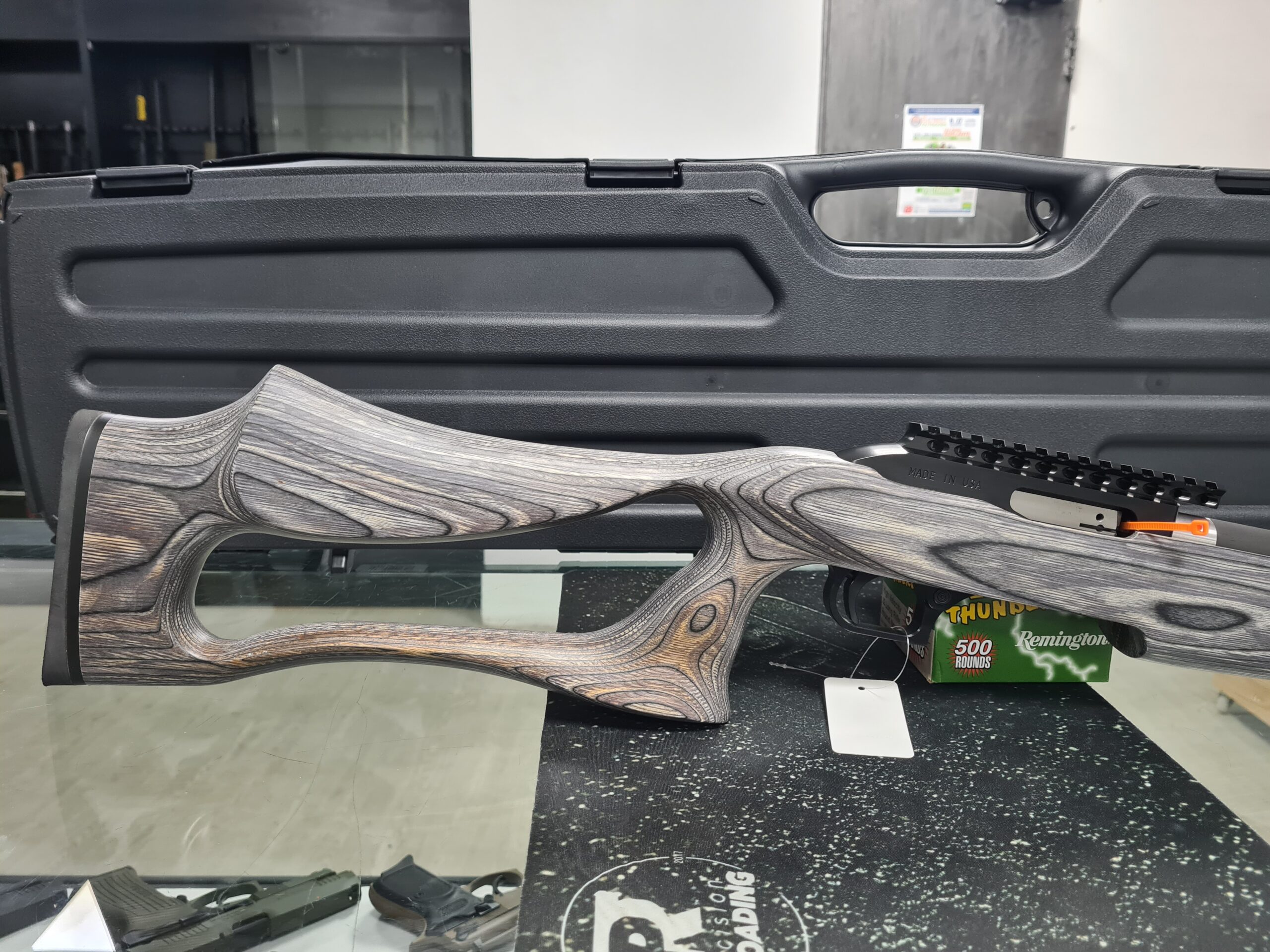 Carabina Magnum Research Mod. MLR-1722 Carbono - Image 3