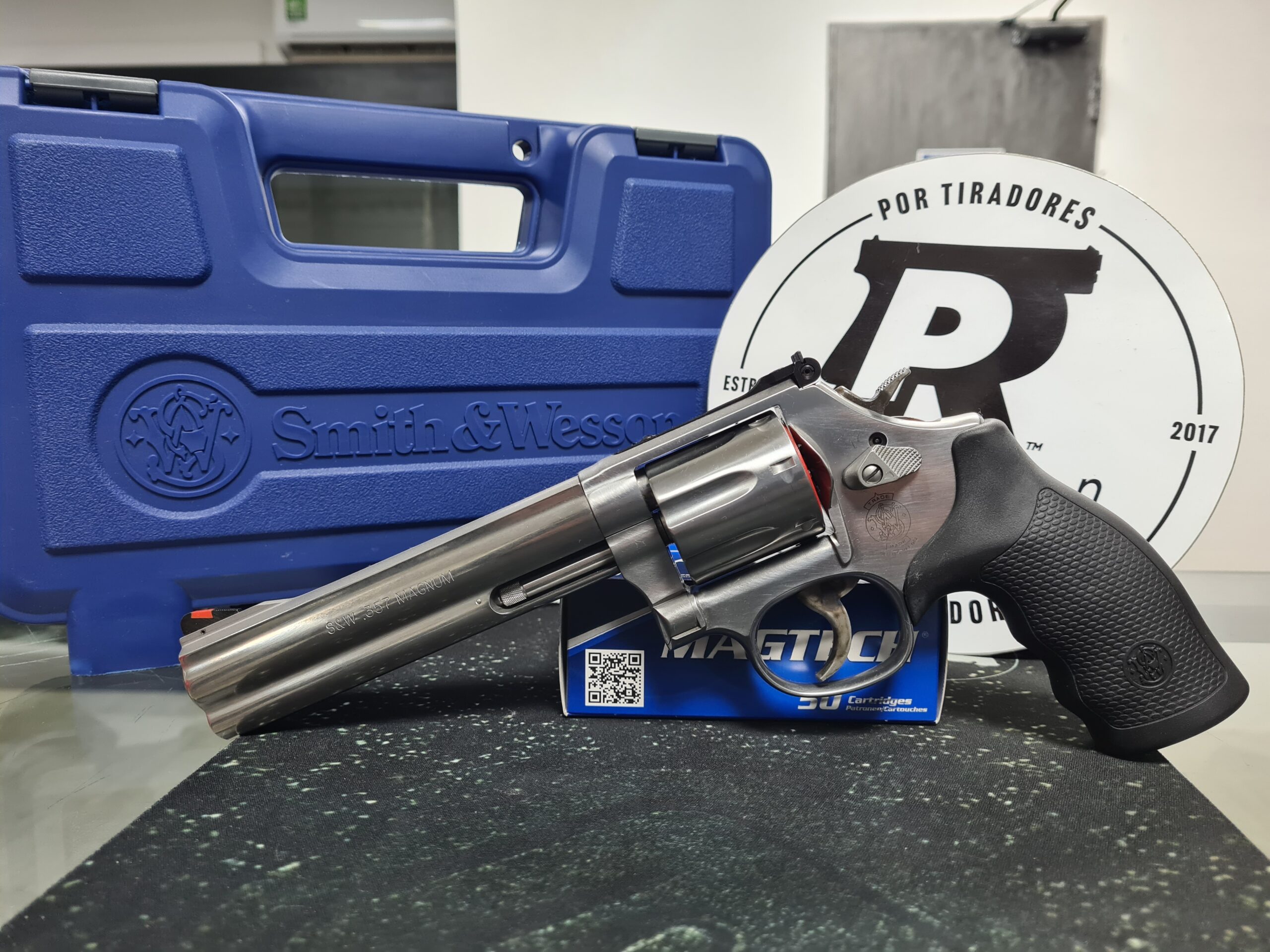 Revolver Smith & Wesson 686 Plus Calibre 357 S&W - Image 2